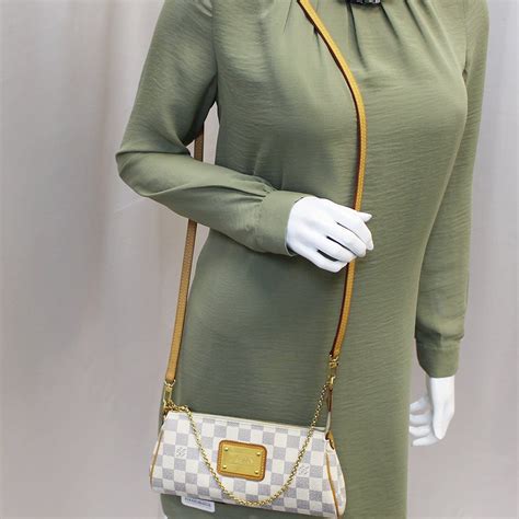 louis vuitton small clutch purse reviews|louis vuitton eva clutch.